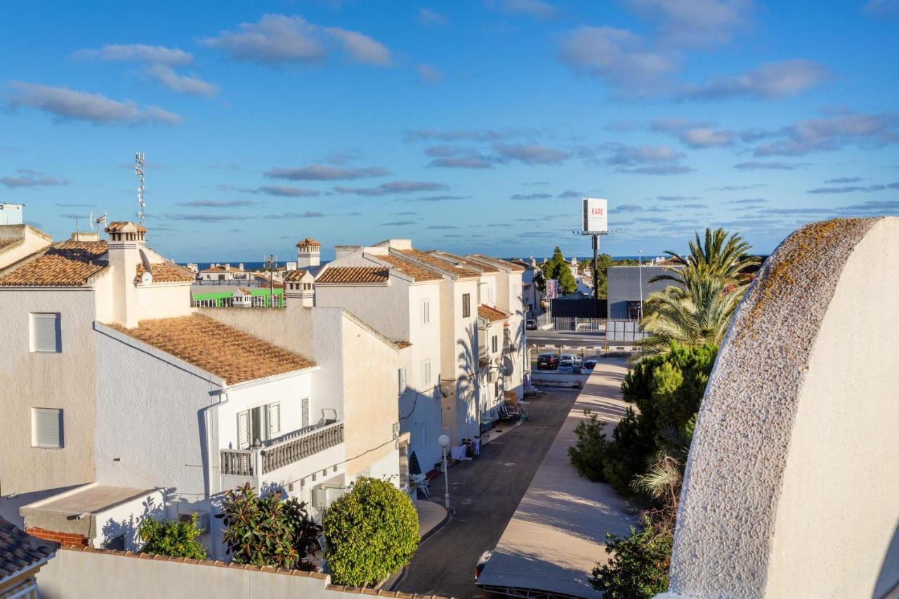 Villa Pool-Side Townhouse In Cabo Roig Orihuela Exterior foto